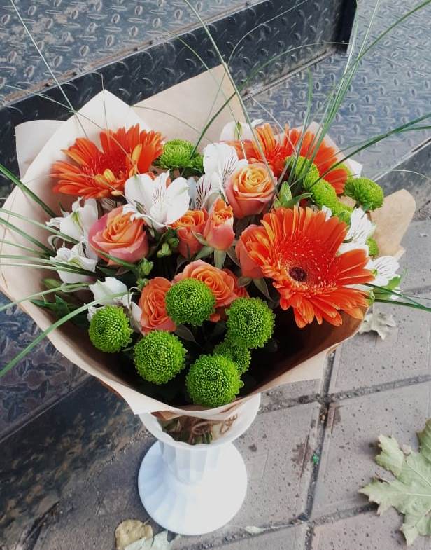 Букет цветов из: Герберы, Хризантемы, Альстромерии и Розы в Аннино