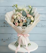 Букет цветов из:  Розы и Лизиантусы в Аннино