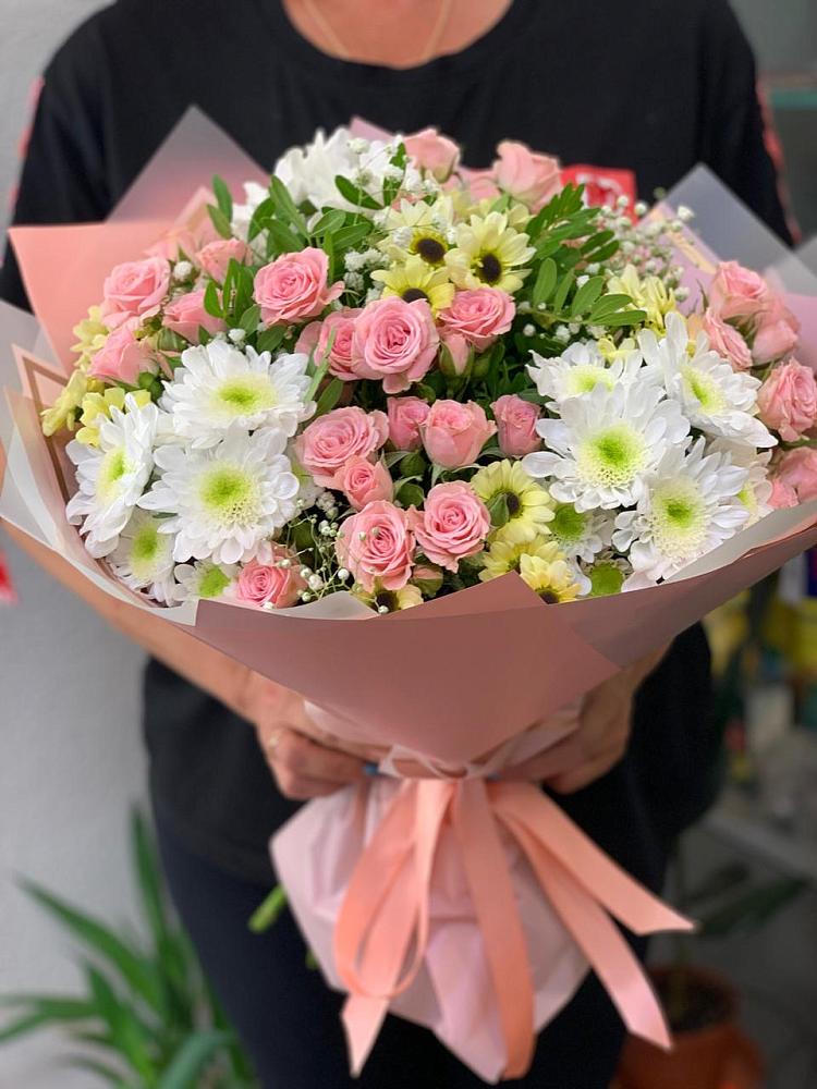 Букет цветов из: Розы и Хризантемы в Аннино
