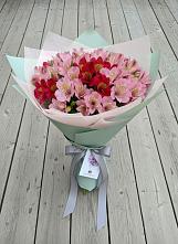 Букет цветов из:  Альстромерии в Аннино