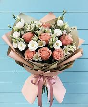 Букет цветов из:  Розы, Альстромерии и Лизиантусы в Аннино