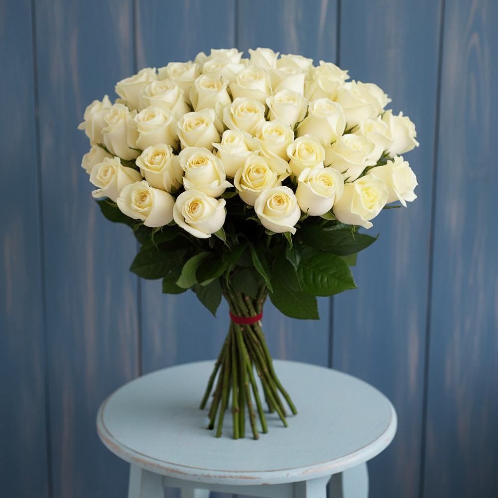 Букет 51 Белая роза Эдлесс Лав в Аннино