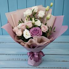 Букет цветов из:  Розы и Лизиантусы в Аннино