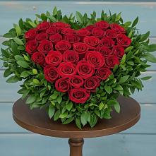 Цветочная композиция из Розы в виде сердца #REPLACE_PRED# Аннино