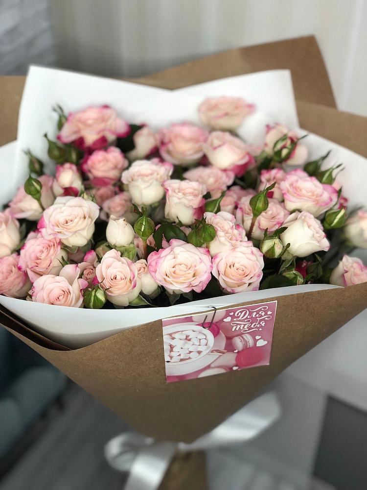 Букет цветов из: Розы в Аннино