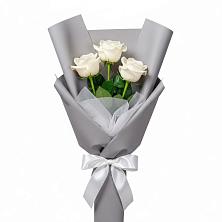Букет 3 белые розы в Аннино
