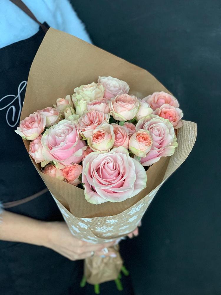 Букет цветов из: Хризантемы и Розы в Аннино