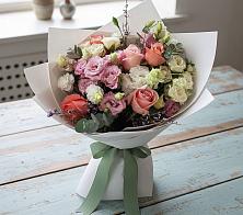 Букет цветов из:  Розы, Лизиантусы и Гвоздики #REPLACE_PRED# Аннино