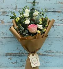 Букет цветов из:  Розы и Лизиантусы в Аннино