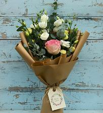 Букет цветов из:  Розы и Лизиантусы в Аннино