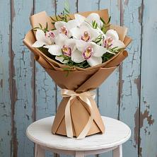 Букет цветов из:  Орхидеи и Розы в Аннино