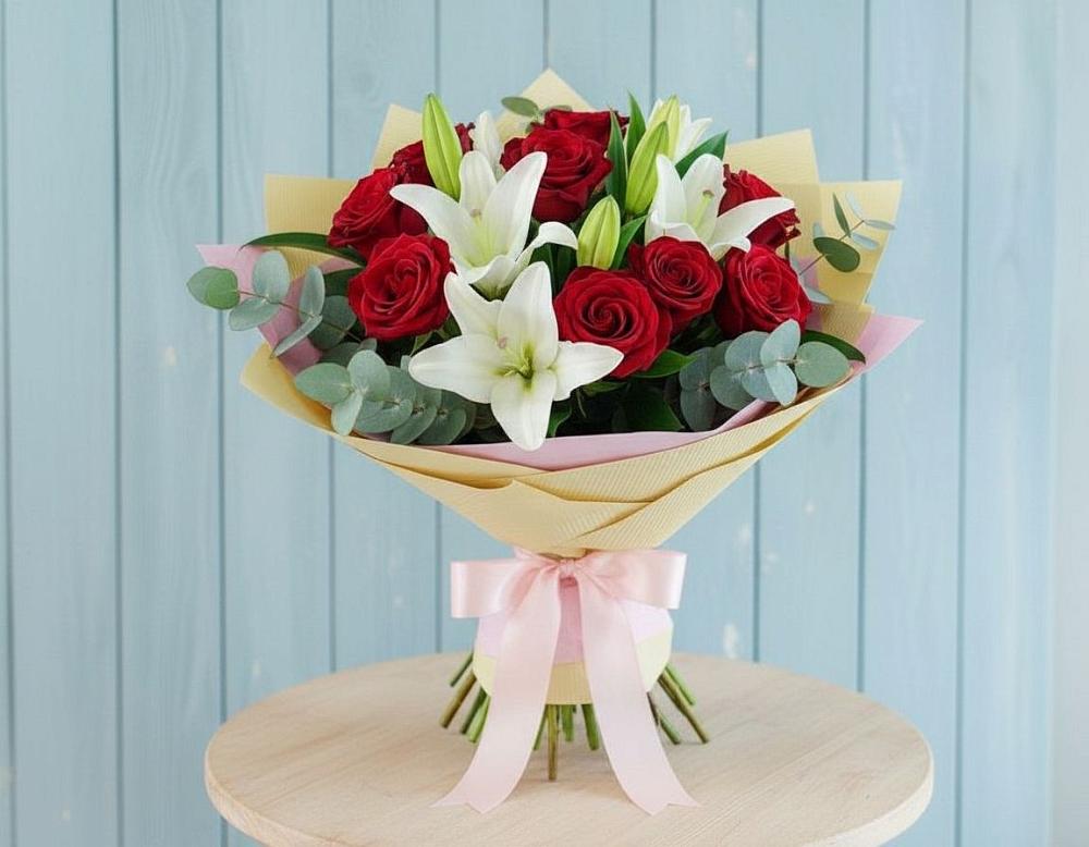 Букет цветов из: Лилии и Розы в Аннино